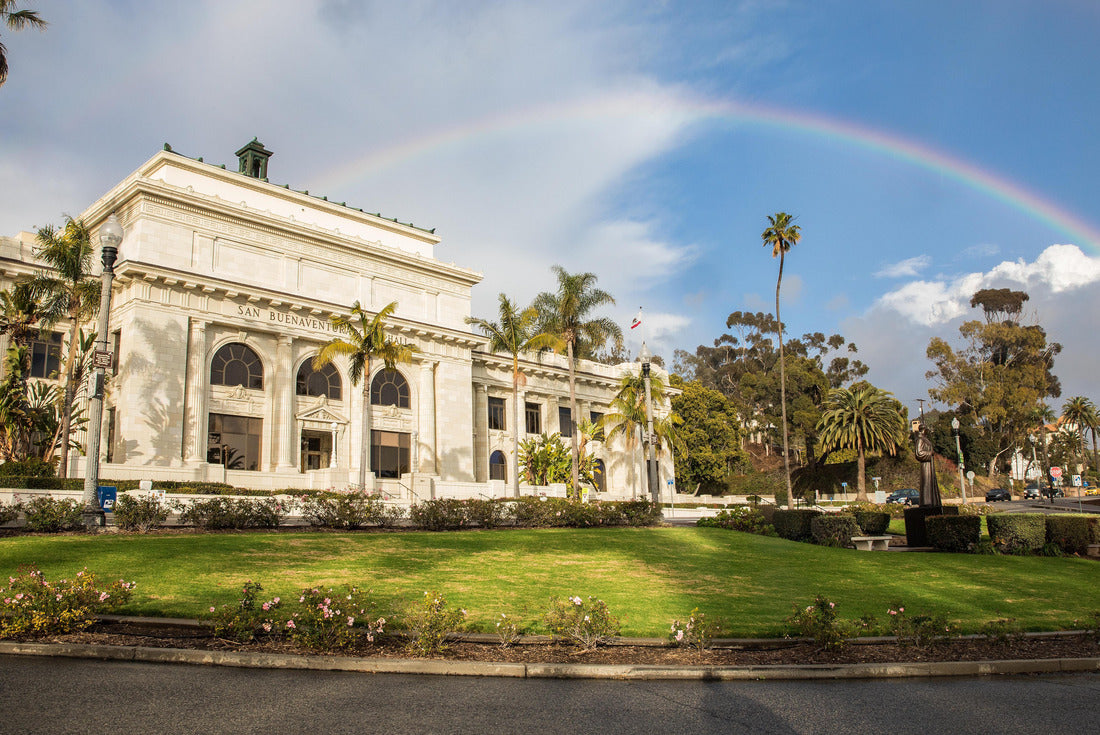 Ventura County Courthouse, Ventura, California 2000pc Puzzle