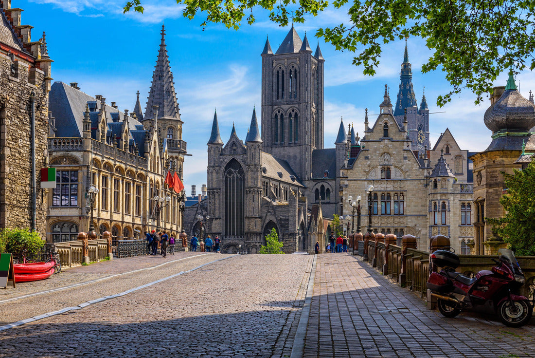 Medieval town of Ghent (Gent) in Flanders with St. Nicholas' Church and City Hall, Ghent, Belgium. Cityscape of Ghent 2000pc Puzzle