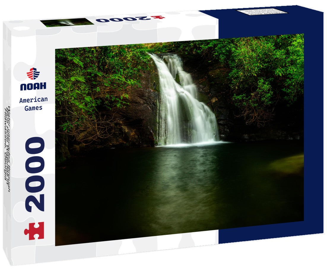 Noah Jigsaw Puzzle Water cascades through Blue Hole Waterfall in Hiawassee, Georgia 2000 pieces