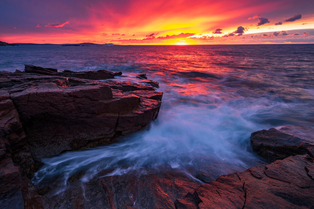 Noah Jigsaw Puzzle Sunrise from Thunder Hole, Acadia National Park, Mount Desert Island, Maine 2000 pieces