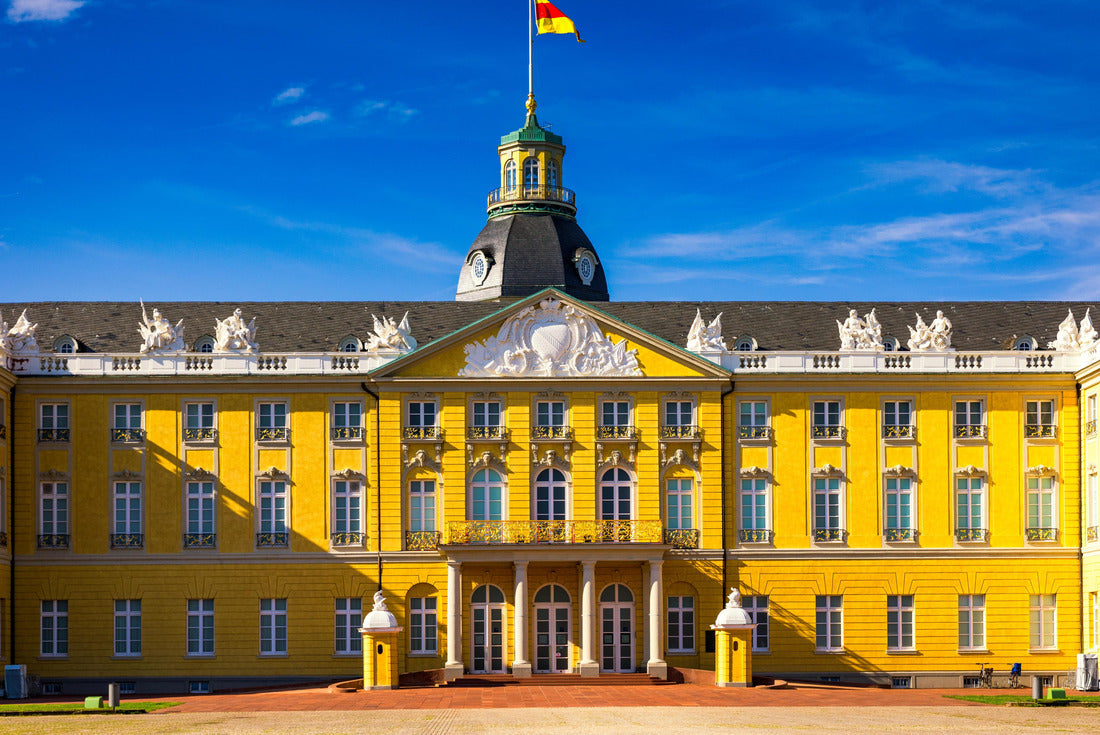 Karlsruhe Palace. The 18th century Karlsruhe Palace (German: Karlsruher Schloss). Karlsruhe, Baden-Wuerttemberg, Germany 2000pc Puzzle