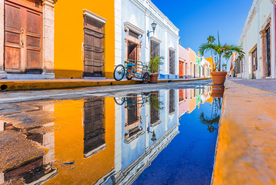 Campeche, Mexico. Street in the old town of San Francisco de Campeche 2000pc Puzzle