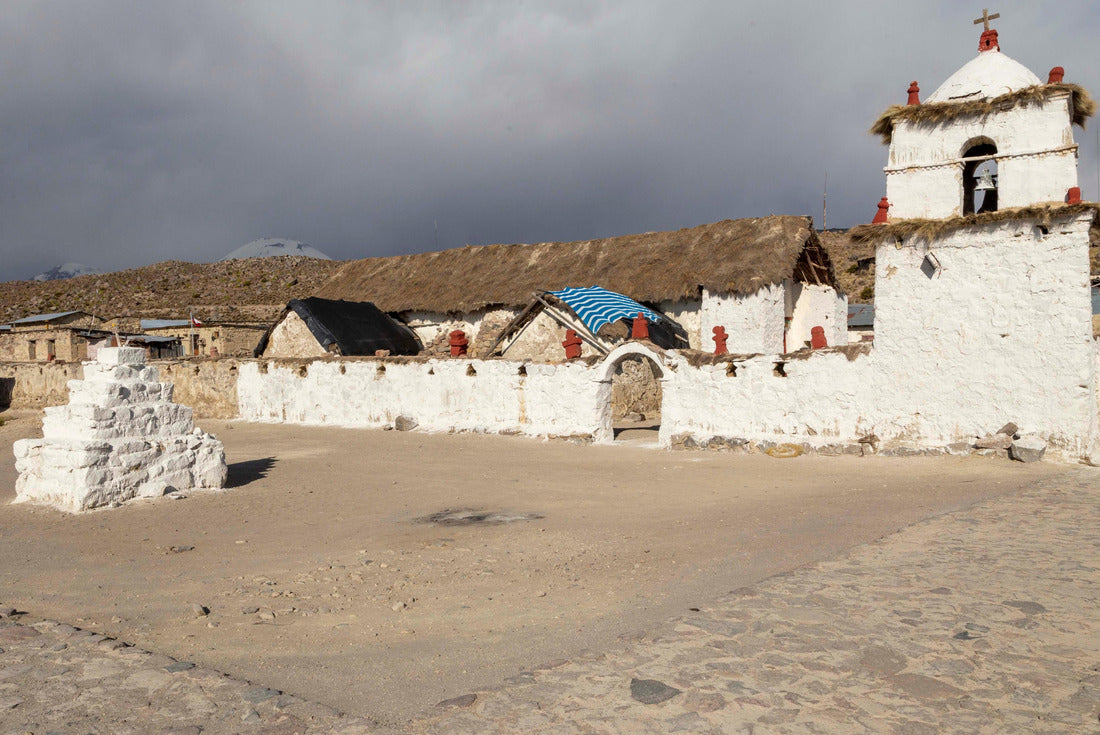 The Andean village of Parinacota, Lauca National Park, Chile 2000pc Puzzle