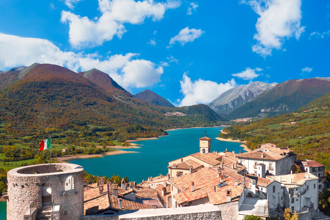 Noah Jigsaw Puzzle National Park of Abruzzo, Lazio and Molise (Italy) - The autumn with foliage in the italian mountain natural reserve, with little towns, wild animals like deer, Barrea Lake, Camosciara, Forca d'Acero 2000 pieces
