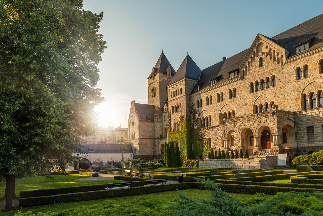 Noah Jigsaw Puzzle The Imperial Castle in Poznan, commonly called Zamek, a palace in Poznan, Poland. View from the garden 2000 pieces