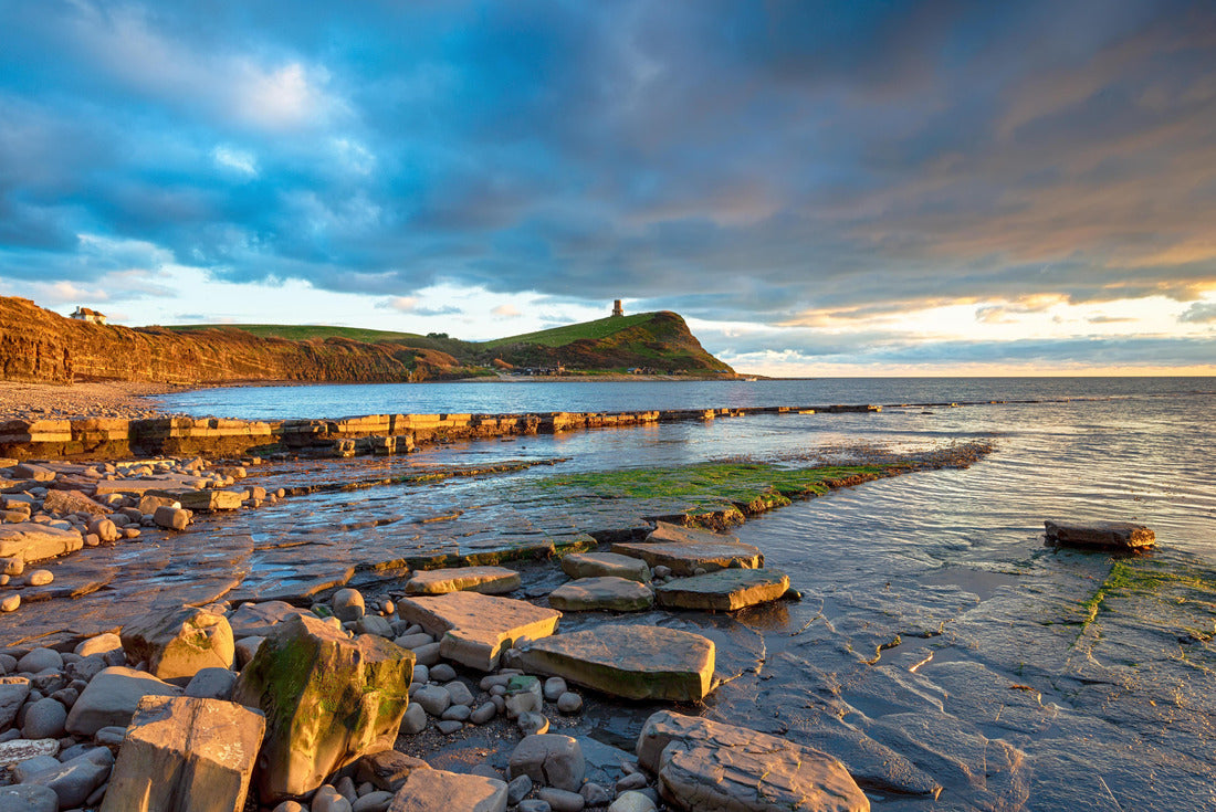 Dramatic sky over Kimmeridge Bay on the Jurassic Coast of Dorset, looking out to Hen Cliff with Clavel Tower perched on top 2000pc Puzzle