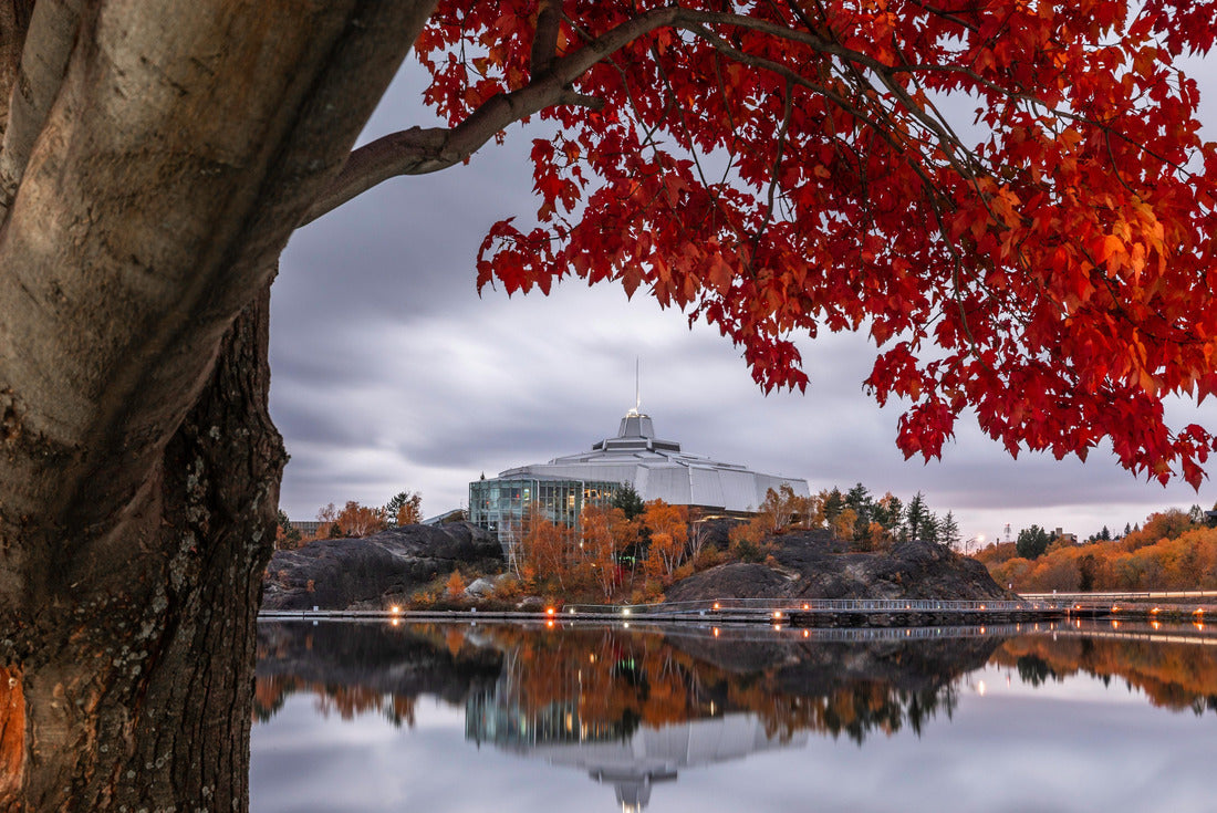 Noah Jigsaw Puzzle A beautiful red maple frames the shores of Ramsey Lake and Science North in Sudbury, ON 2000 pieces