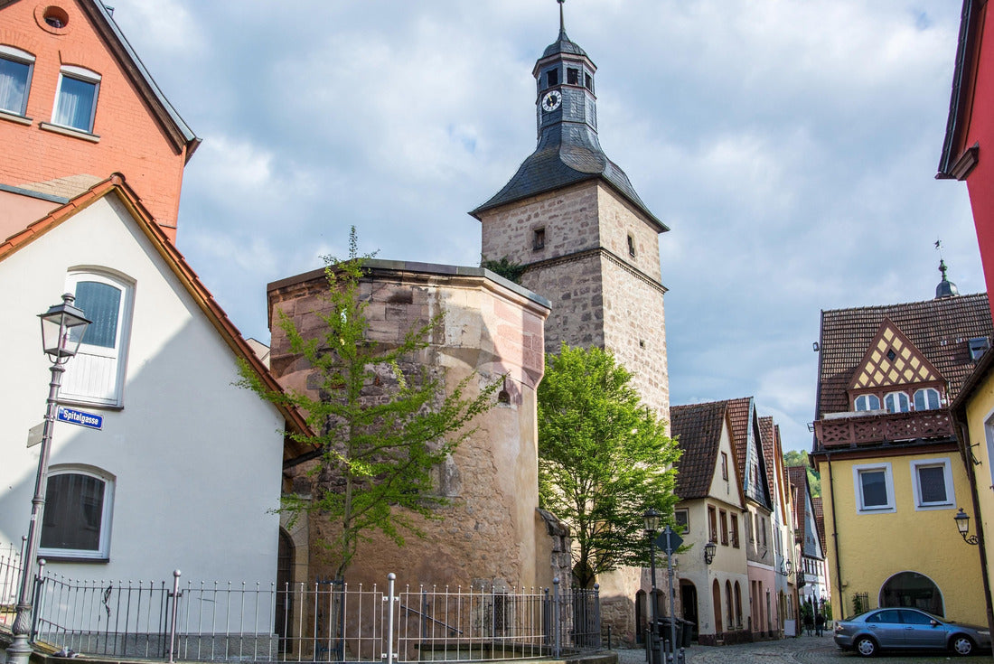 Kulmbach is the capital of the district Kulmbach in Bavaria. The city is famous for the castle Plassenburg. 2000pc Puzzle