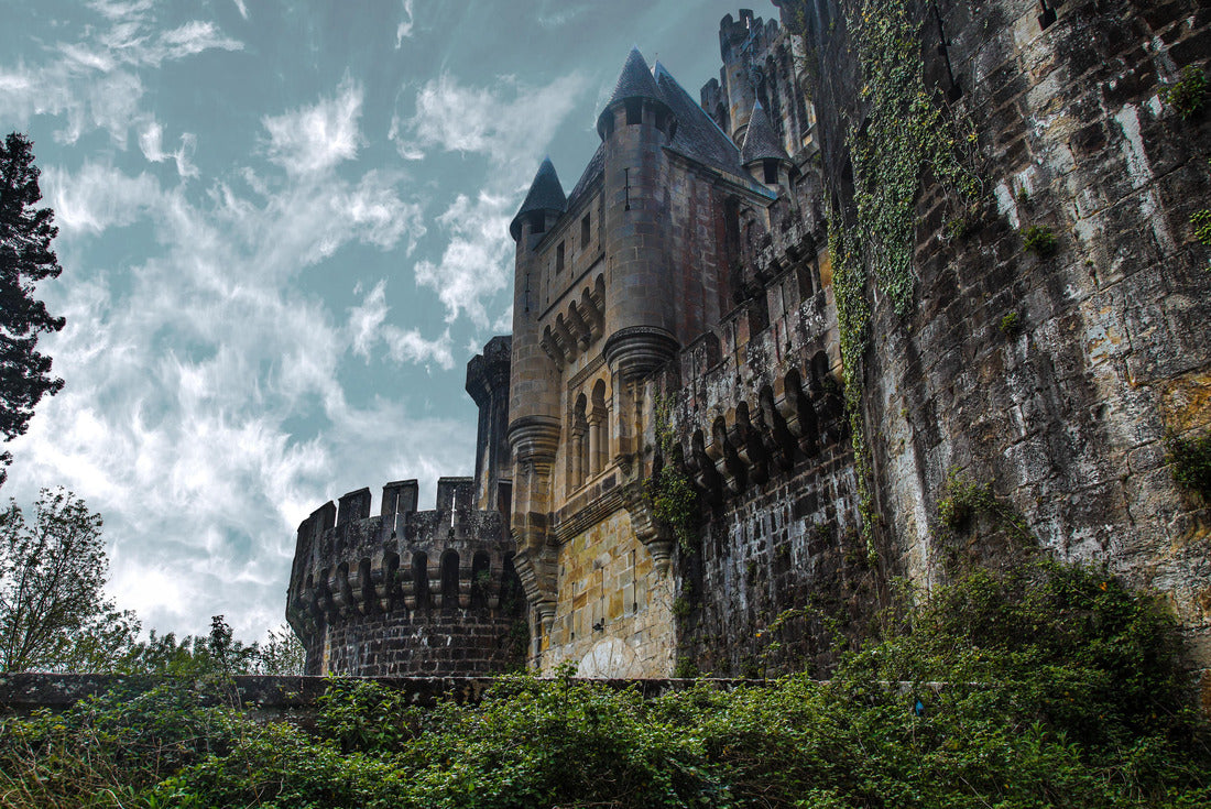 Butron Castle near Bilbao, Spain 2000pc Puzzle