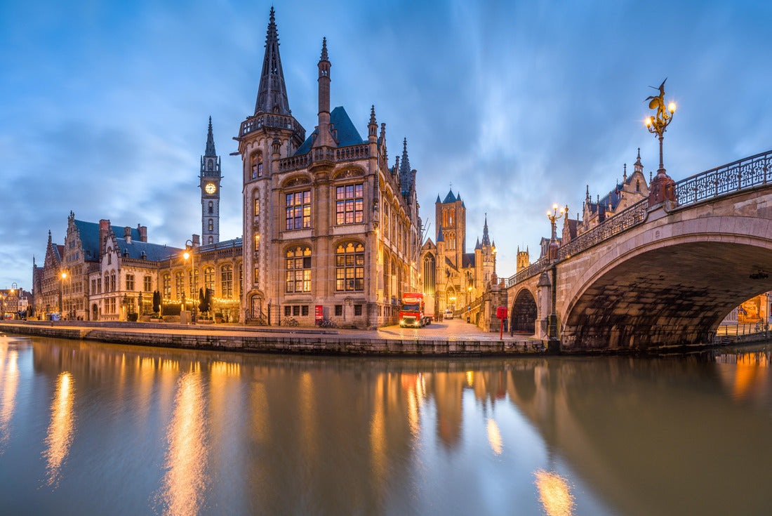 Ghent, Belgium old town cityscape from the river are at dawn 2000pc Puzzle