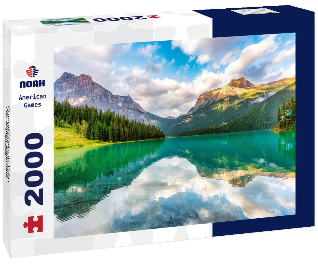 Emerald Lake in Yoho Np, British Columbia, Canada 2000pc Puzzle