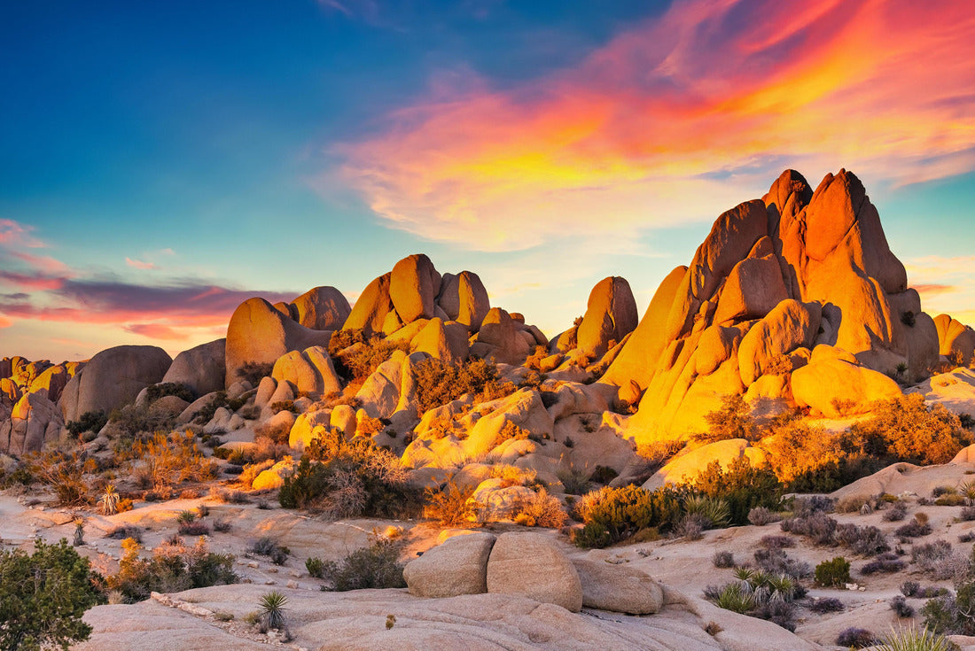 Rocks in Joshua Tree National Park illuminated by sunset, Mojave Desert, California 2000pc Puzzle