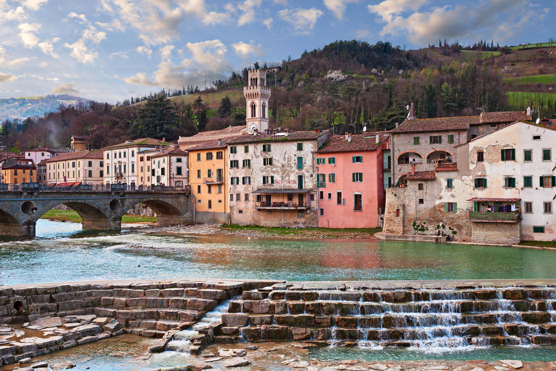 Santa Sofia, Forli Cesena, Emilia Romagna, Italy: landscape of the old town with the picturesque river and the Apennine Mountains in the background 2000pc Puzzle