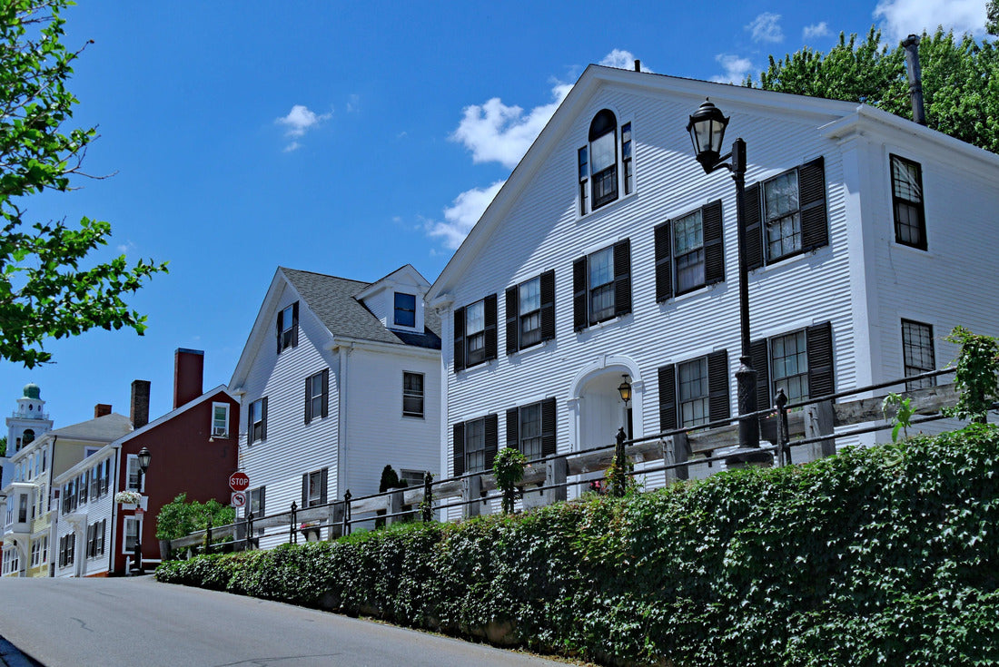 Street of old colonial houses in Plymouth, Massachusetts 2000pc Puzzle