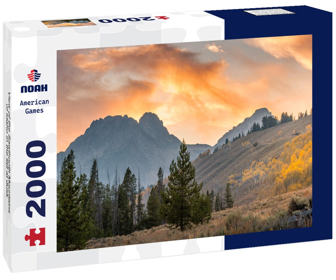 the Sawthooth Mountains of Idaho in the fall at dusk 2000pc Puzzle