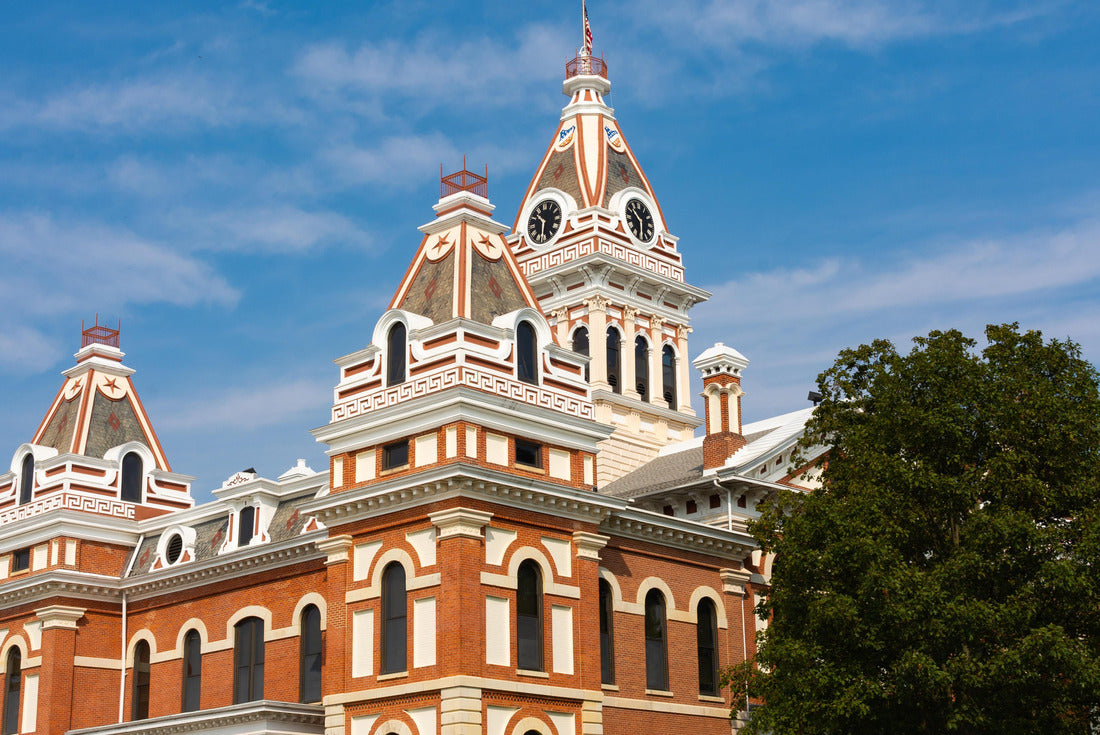 The Livingston County Courthouse on a beautiful fall morning. Pontiac, Illinois, USA 2000pc Puzzle