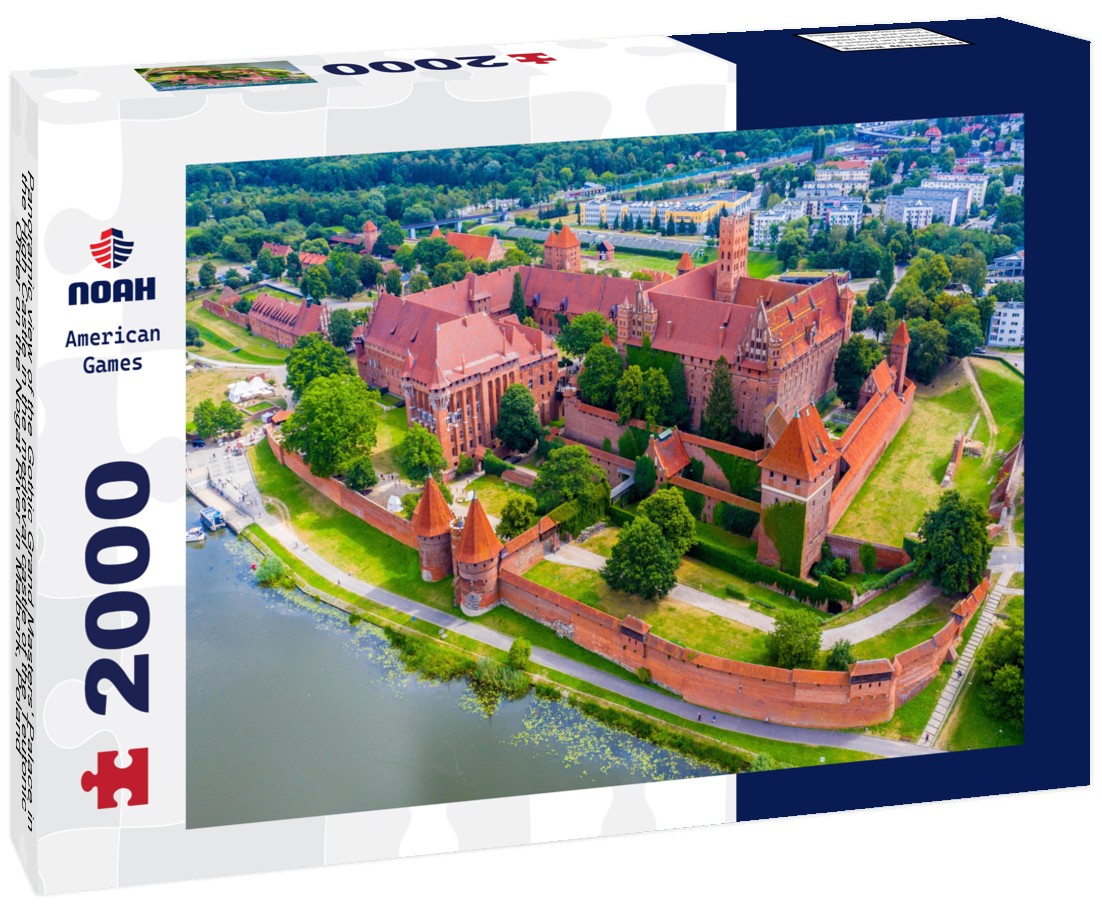the Gothic Grand Masters' Palace in the High Castle in the medieval castle of the Teutonic Order on the Nogat River in Malbork, Poland 2000pc Puzzle