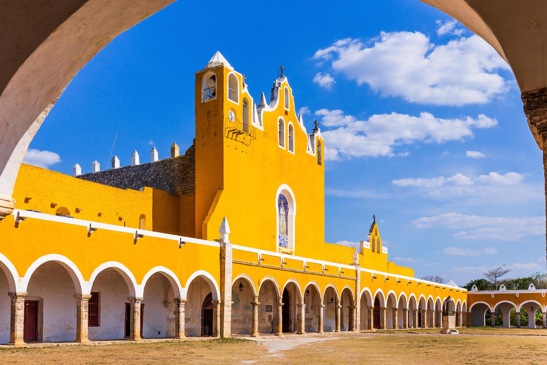 Izamal, Mexico. Convent of Saint Anthony of Padua 2000pc Puzzle