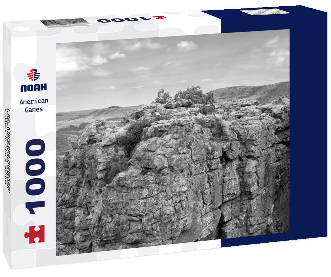 Noah Jigsaw Puzzle Fes, Morocco historical magnificent old capital streets in black white 1000 pieces