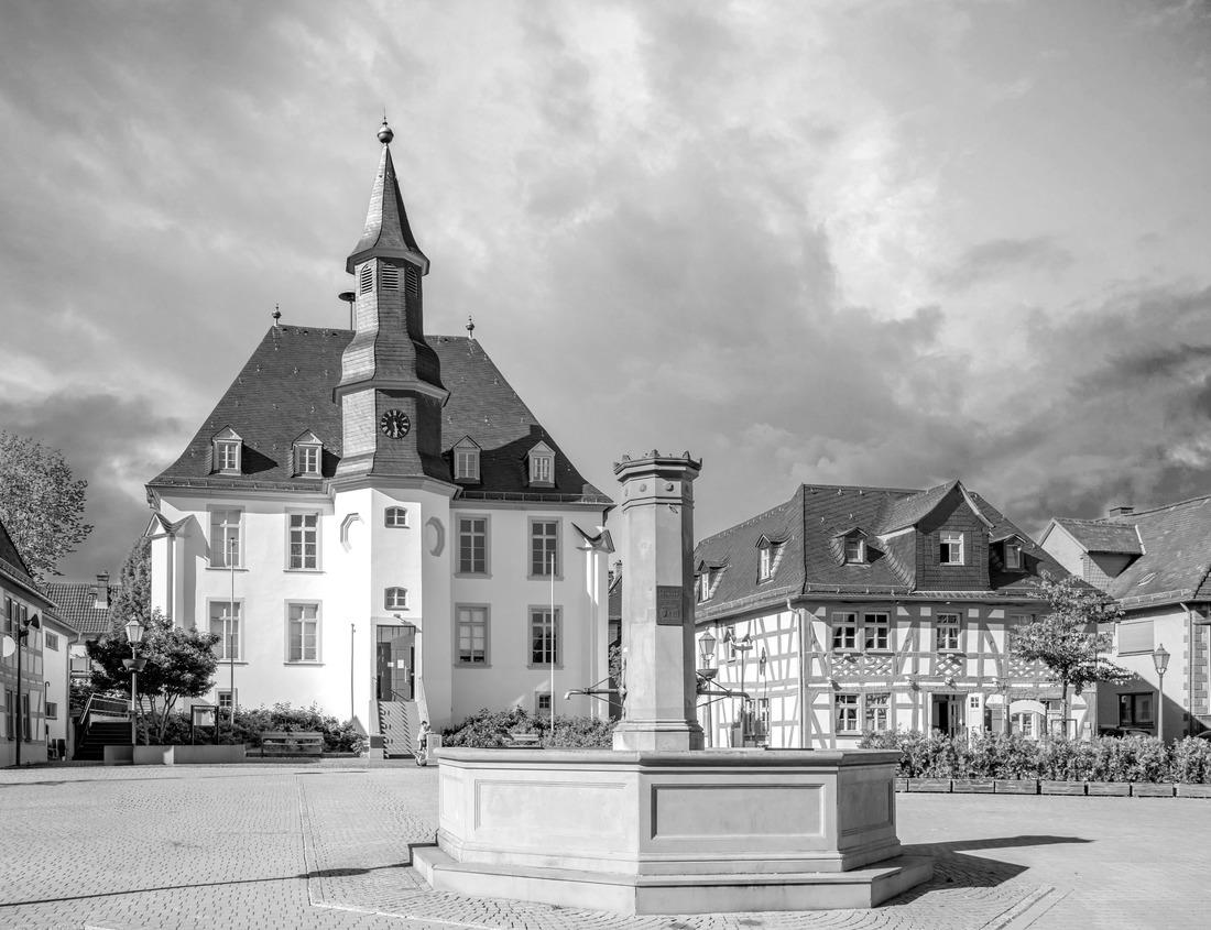 Noah Jigsaw Puzzle Linderhof Palace is located near the village of Ettal in southwestern Bavaria, Germany, Europe in black white 1000 pieces