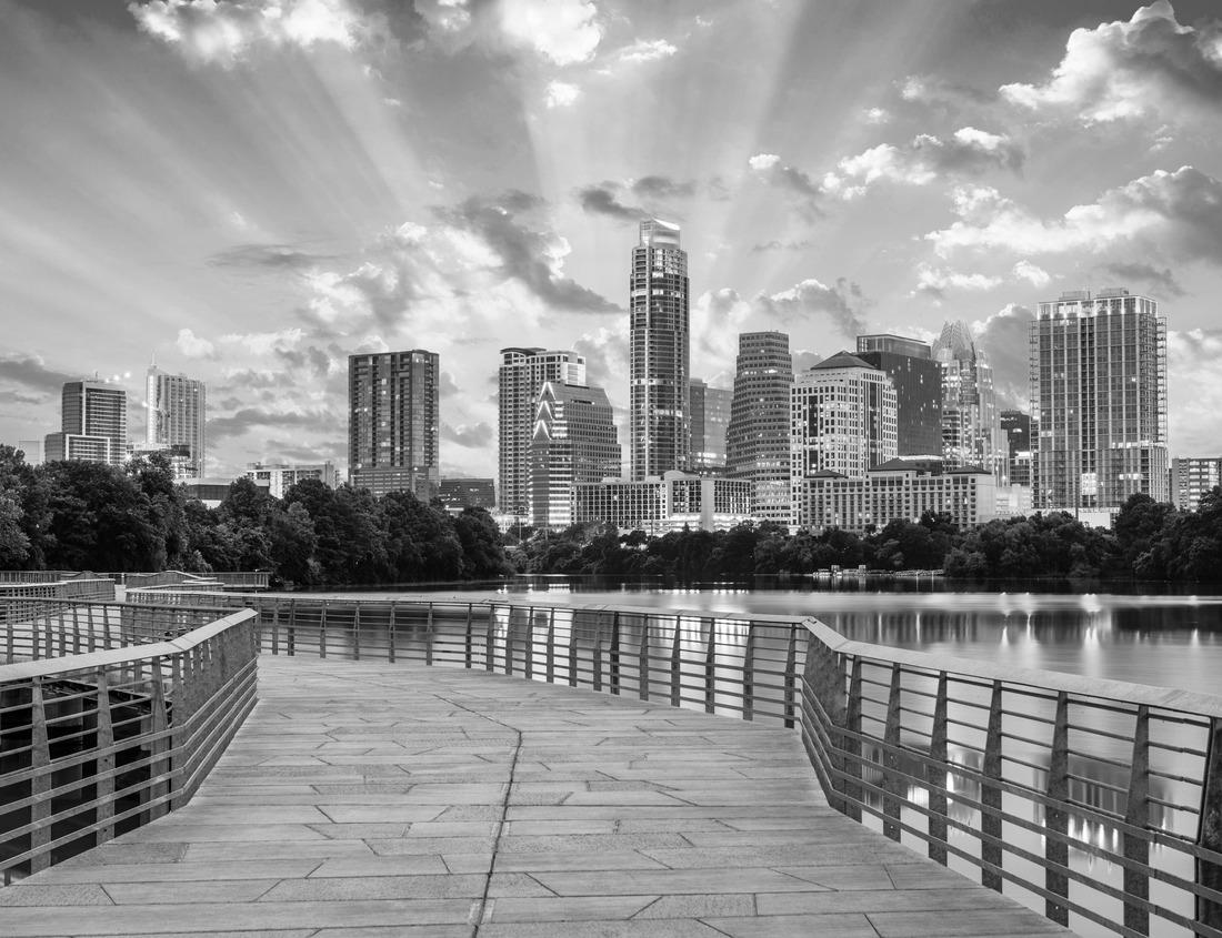 Noah Jigsaw Puzzle Mount Fuji, Japan. Lake Ashi view in Hakone in black white 1000 pieces