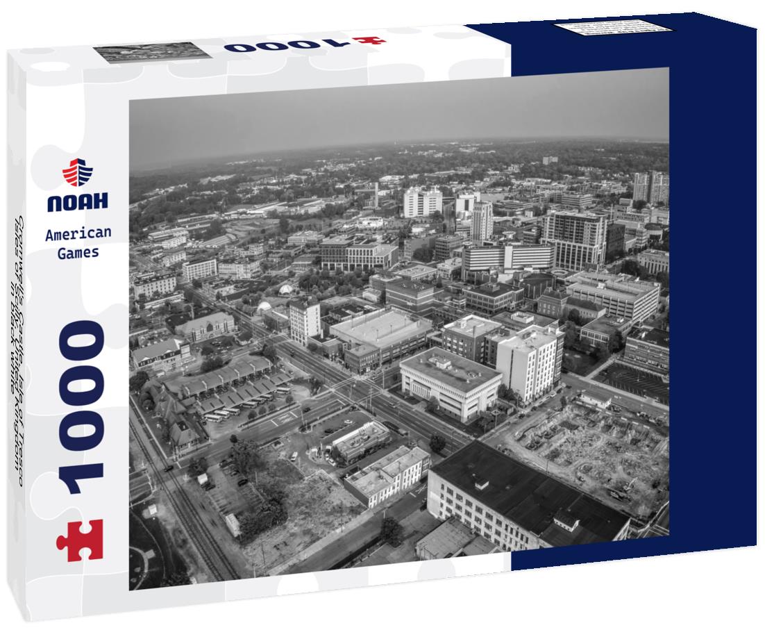 Noah Jigsaw Puzzle Cromwell's Castle, Isle of Tresco, Isles of Scilly, United Kingdom in black white 1000 pieces