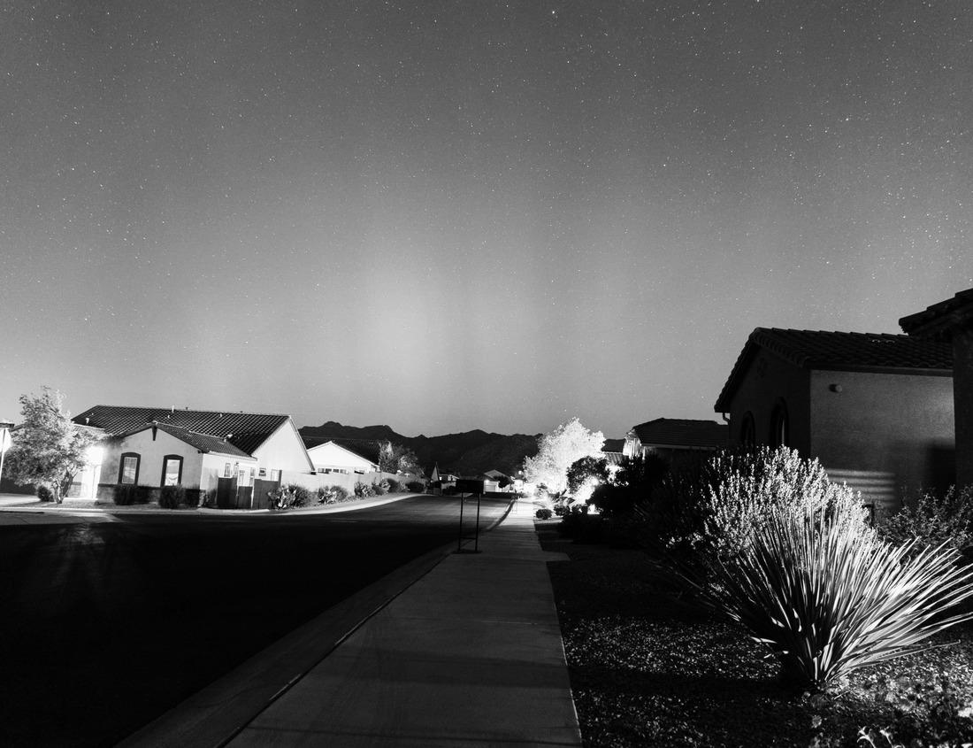 Noah Jigsaw Puzzle Cincinnati, Ohio, USA. Cityscape image of Cincinnati, Ohio, USA downtown skyline with reflection of the city in the Ohio River at spring sunset in black white 1000 pieces