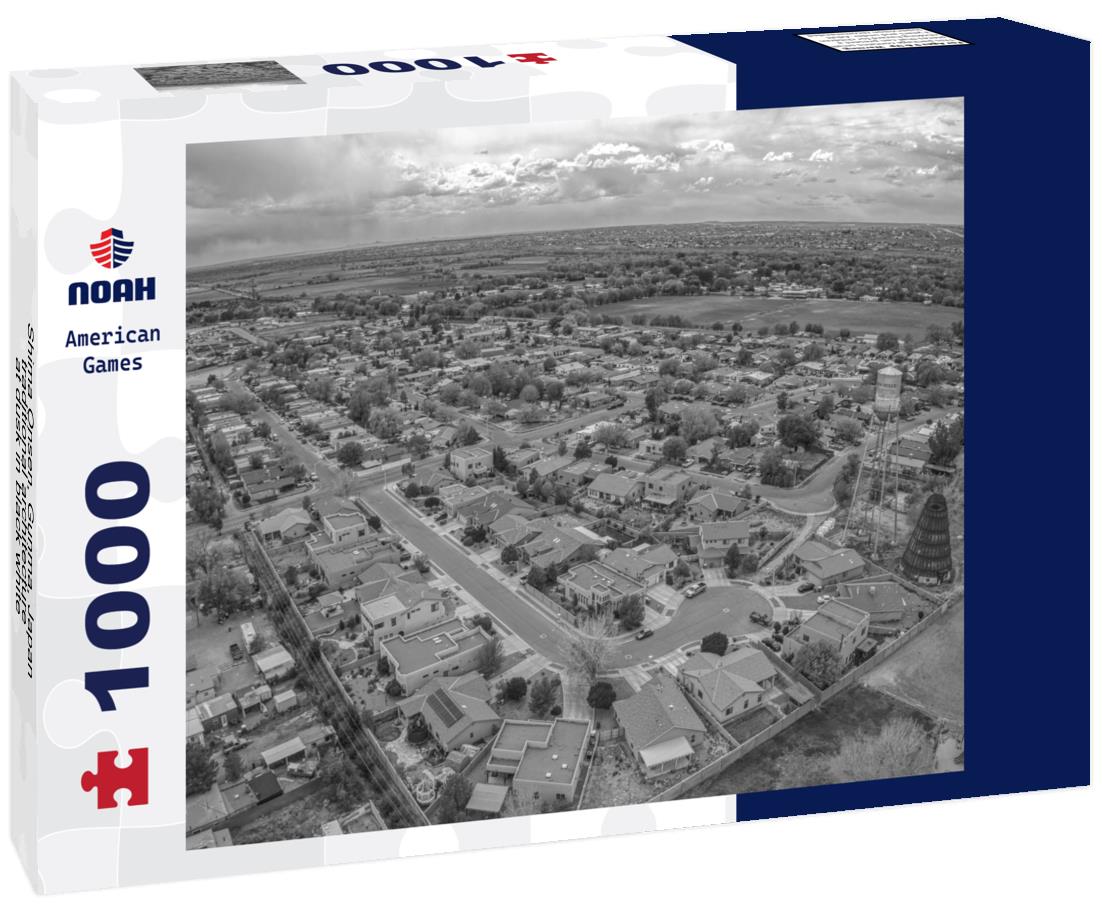 Noah Jigsaw Puzzle Shima Onsen, Gunma, Japan traditional architecture at dusk in black white 1000 pieces