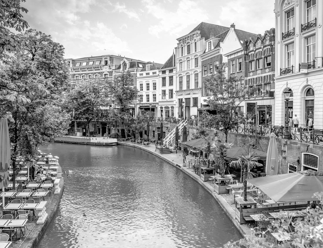 Noah Jigsaw Puzzle Foot steps along a cliffside in White Sands National Park. Solo traveler path in the desert of New Mexico in black white 1000 pieces