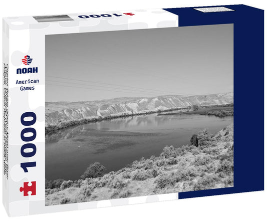 Noah Jigsaw Puzzle Charles Bridge (Karluv Most) over River Vltava, UNESCO World Heritage Site, Prague, Czech Republic in black white 1000 pieces