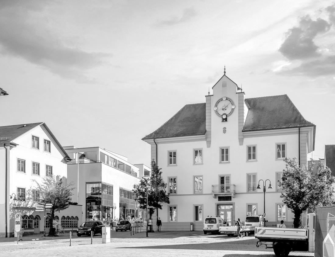 Noah Jigsaw Puzzle Witness the breathtaking beauty of the New River Gorge Bridge bathed in the fiery hues of a West Virginia sunset in black white 1000 pieces