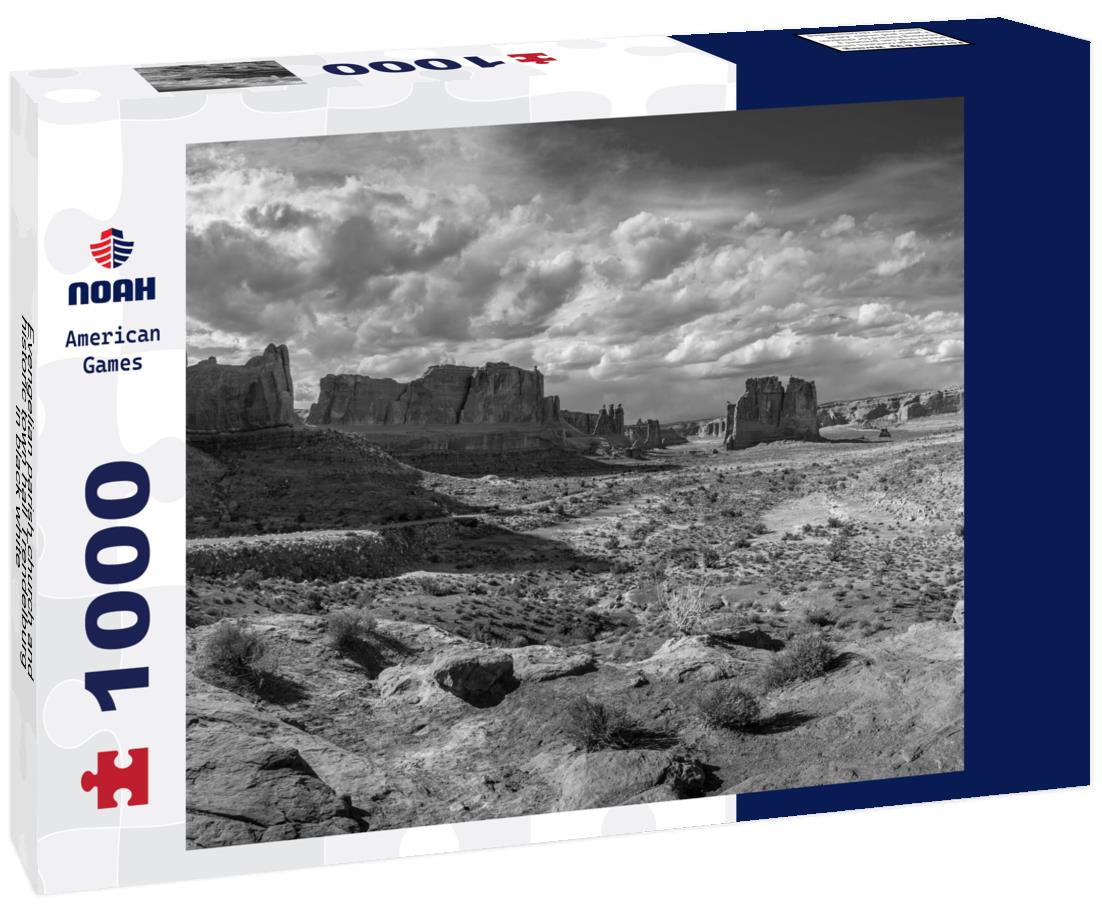 Noah Jigsaw Puzzle Evengelian parish church and historic town hall Trendelburg in black white 1000 pieces