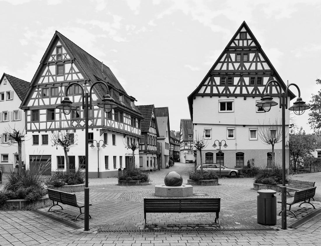 Noah Jigsaw Puzzle Ait-Ben-Haddou, Ksar or fortified village in Ouarzazate province, Morocco. Prime example of southern Morocco architecture in black white 1000 pieces