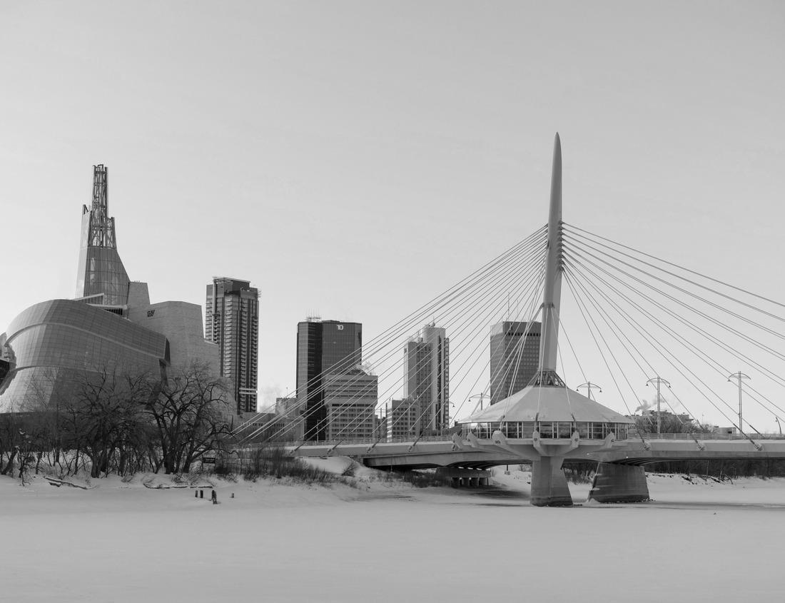 Noah Jigsaw Puzzle The fortress tower of the former fortress in the town of Peitz, Brandenburg, Germany in black white 1000 pieces