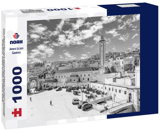 Noah Jigsaw Puzzle The beautiful and secluded beach of Pedn Vounder seen from Rock Logan, near Porthcurno, Cornwall, England, Great Britain in black white 1000 pieces