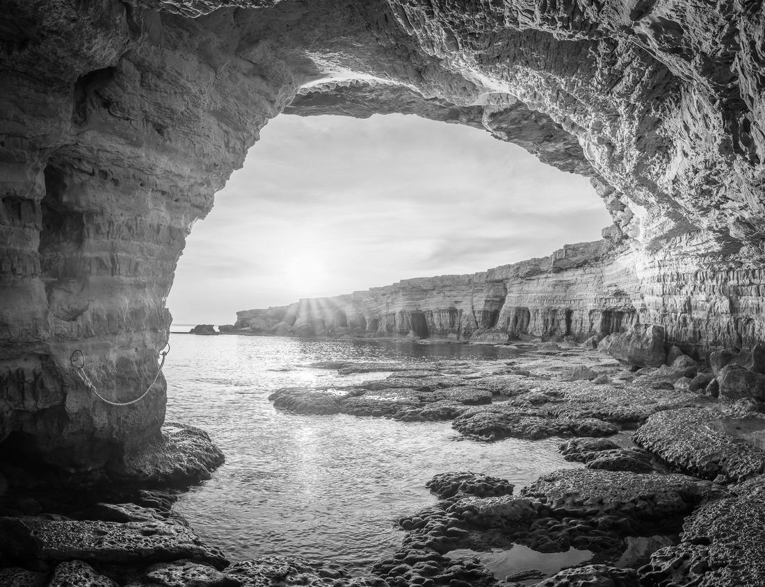 Noah Jigsaw Puzzle An Overlook of the Winding New River at New River Gorge National Park and Preserve in southern West Virginia in the Appalachian Mountains, USA in black white 1000 pieces
