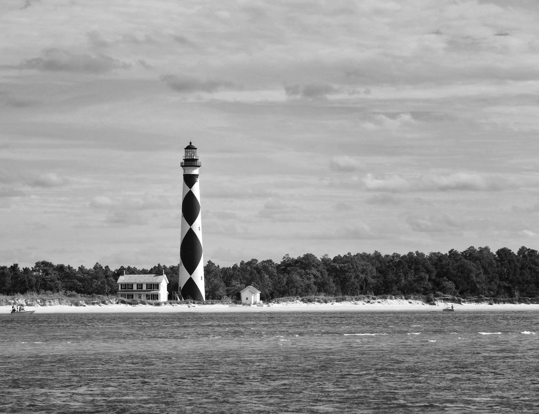 Noah Jigsaw Puzzle Panorama of the Spis castle at sunrise, Unesco World Heritage Site, Slovakia. Spissky hrad medieval castle. Spis Castle in the town of Spisske Podhradie in Slovakia in black white 1000 pieces