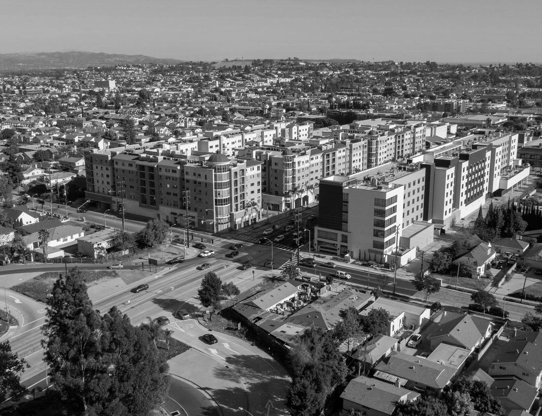 Noah Jigsaw Puzzle Old amphitheater from ancient times in the region of Antalya Turkey in black white 1000 pieces