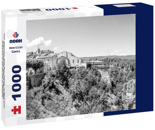 Noah Jigsaw Puzzle Fez, Morocco: Bab Bou Jeloud, or Blue gate is an ornate city gate in Fes el Bali, entrance in the old city or Medina. North Africa travel destination in black white 1000 pieces