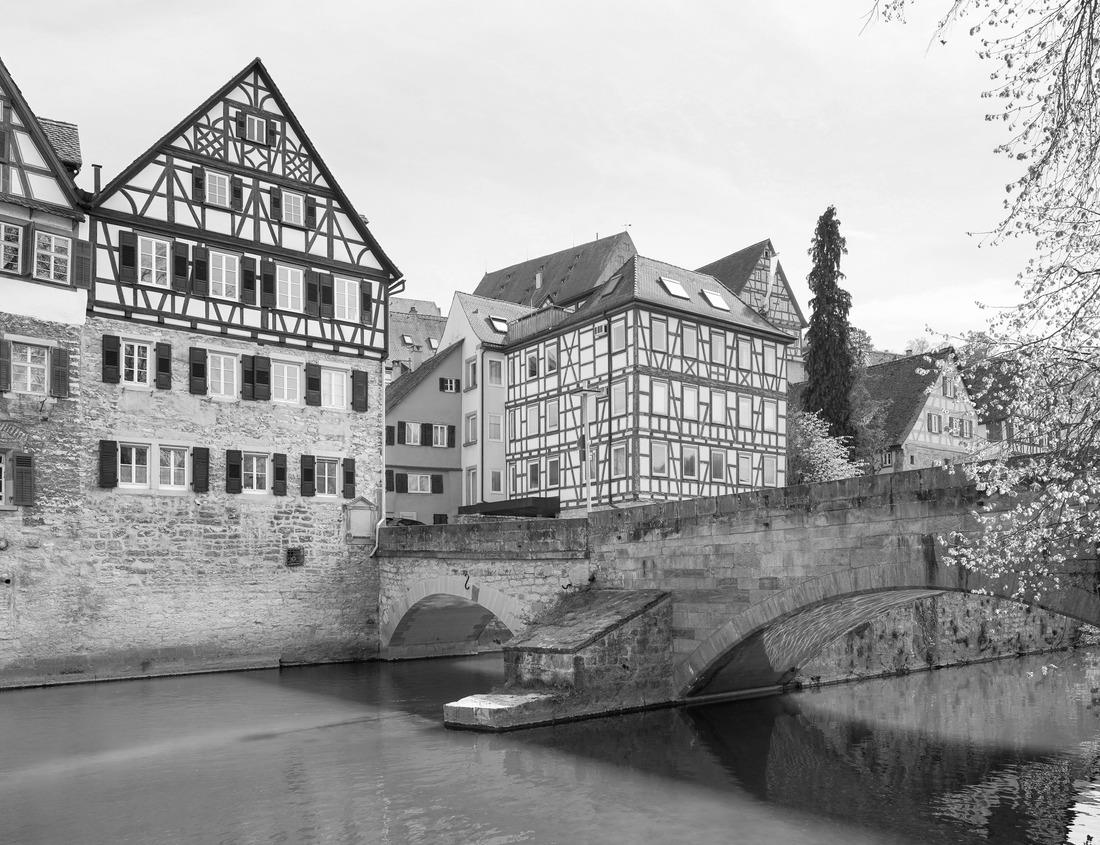 Noah Jigsaw Puzzle Erg Chebbi, the largest sand Dune in Morocco at sunset. Merzouga has become a popular destination for tourists because of this feature in black white 1000 pieces