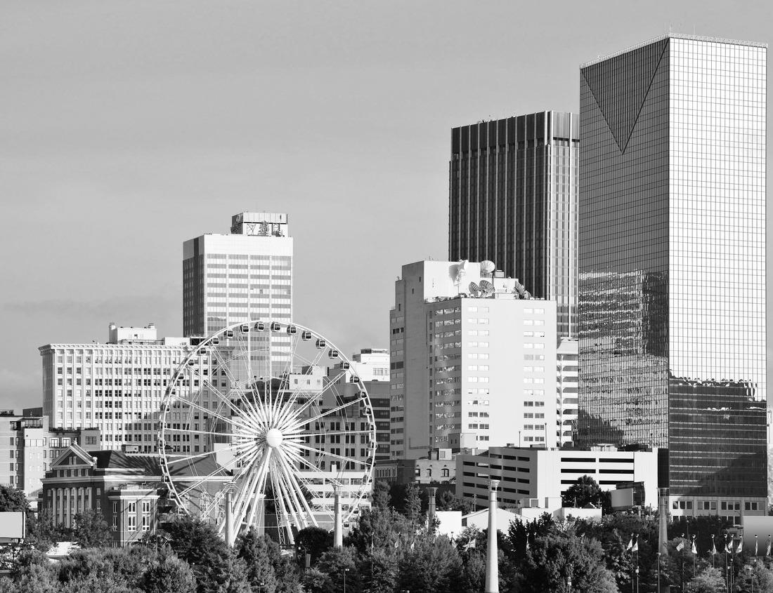 Noah Jigsaw Puzzle Old city of Metz, France in black white 1000 pieces