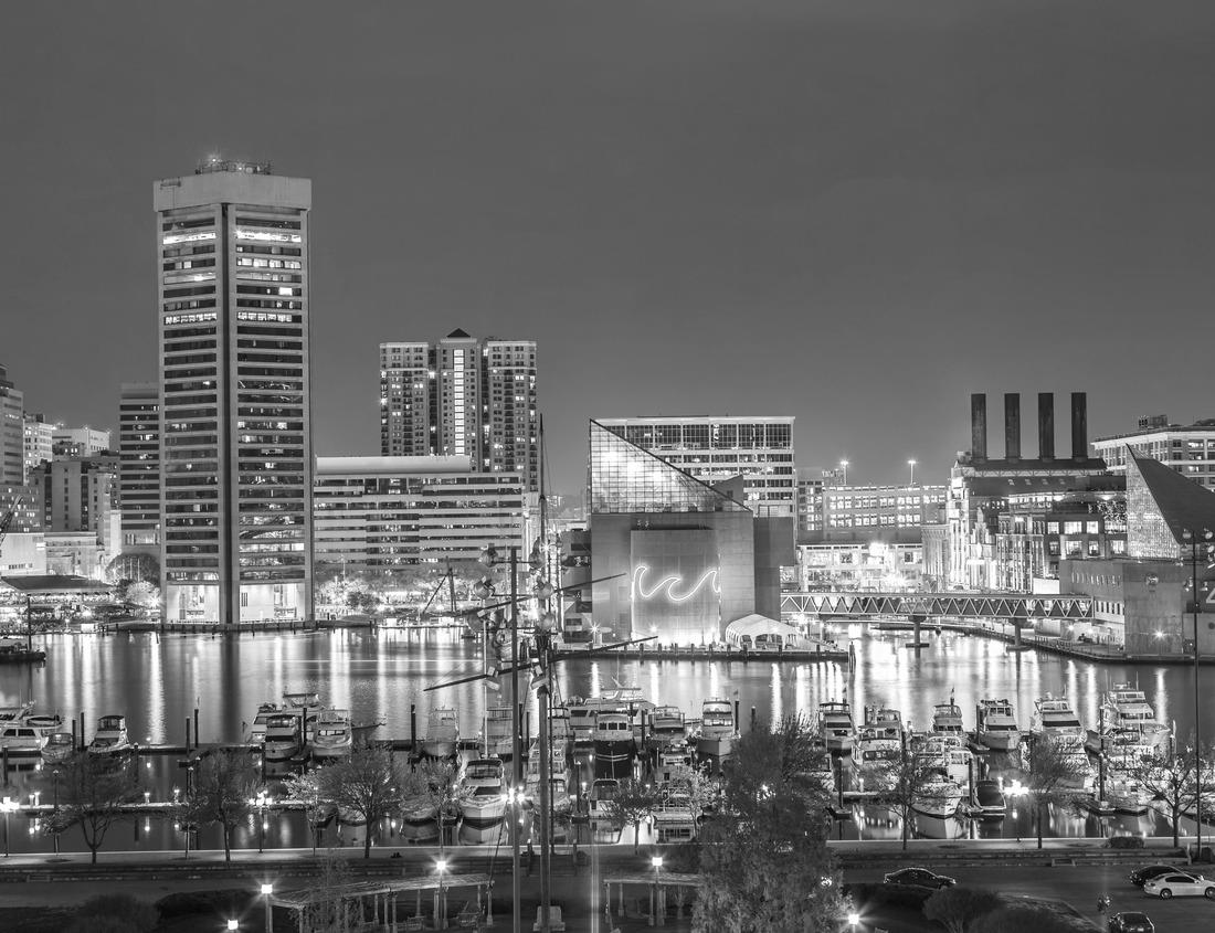 Noah Jigsaw Puzzle Jetrichovice, Czech Republic - Aerial panoramic view of Mariina Vyhlidka (Mary's view) lookout with foggy Czech autumn landscape and colorful pink sunrise sky in Bohemian Switzerland region in black white 1000 pieces