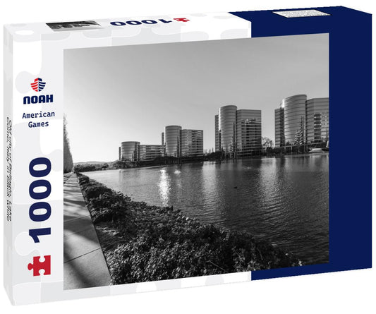 Noah Jigsaw Puzzle Old city of Bellagio, Lake Como, Italy in black white 1000 pieces