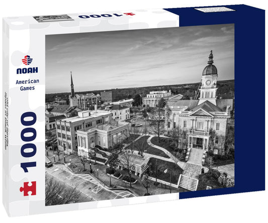 Noah Jigsaw Puzzle old city of Sevilla, Spain in black white 1000 pieces