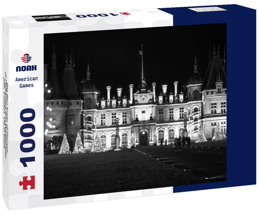Noah Jigsaw Puzzle Big Ben tower of Houses of Parliament and Westminster pier, London, UK in black white 1000 pieces