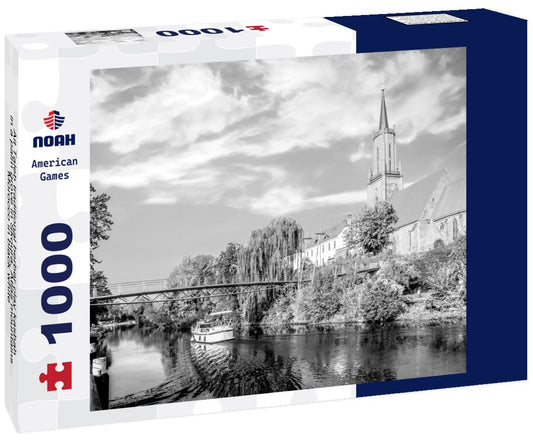 Noah Jigsaw Puzzle Ait Taleb traditional berber clay kasbah in a palm grove in Skoura, Atlas mountains, Morocco in black white 1000 pieces