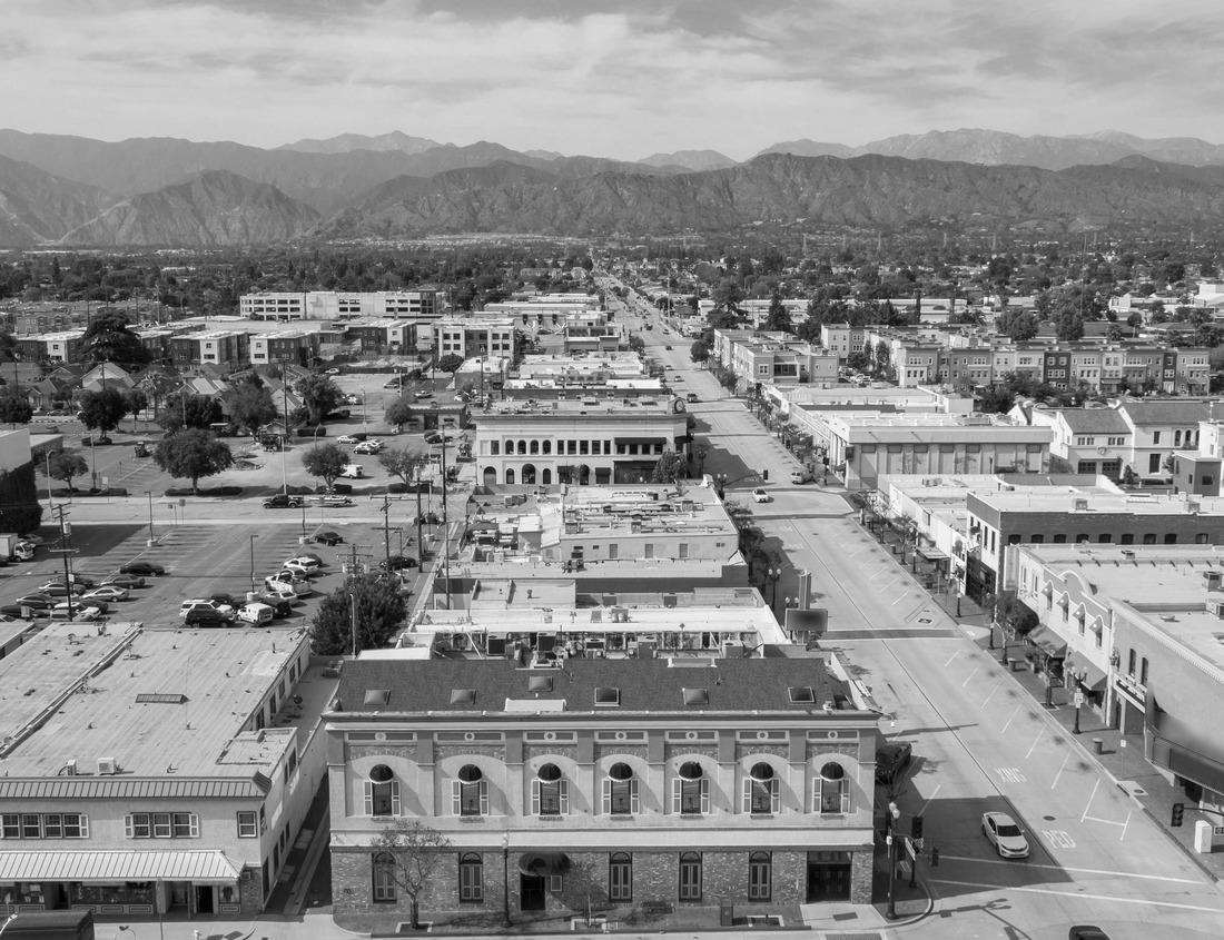 Noah Jigsaw Puzzle Basel, Switzerland historic cityscape at dawn towards the Rhine River in black white 1000 pieces