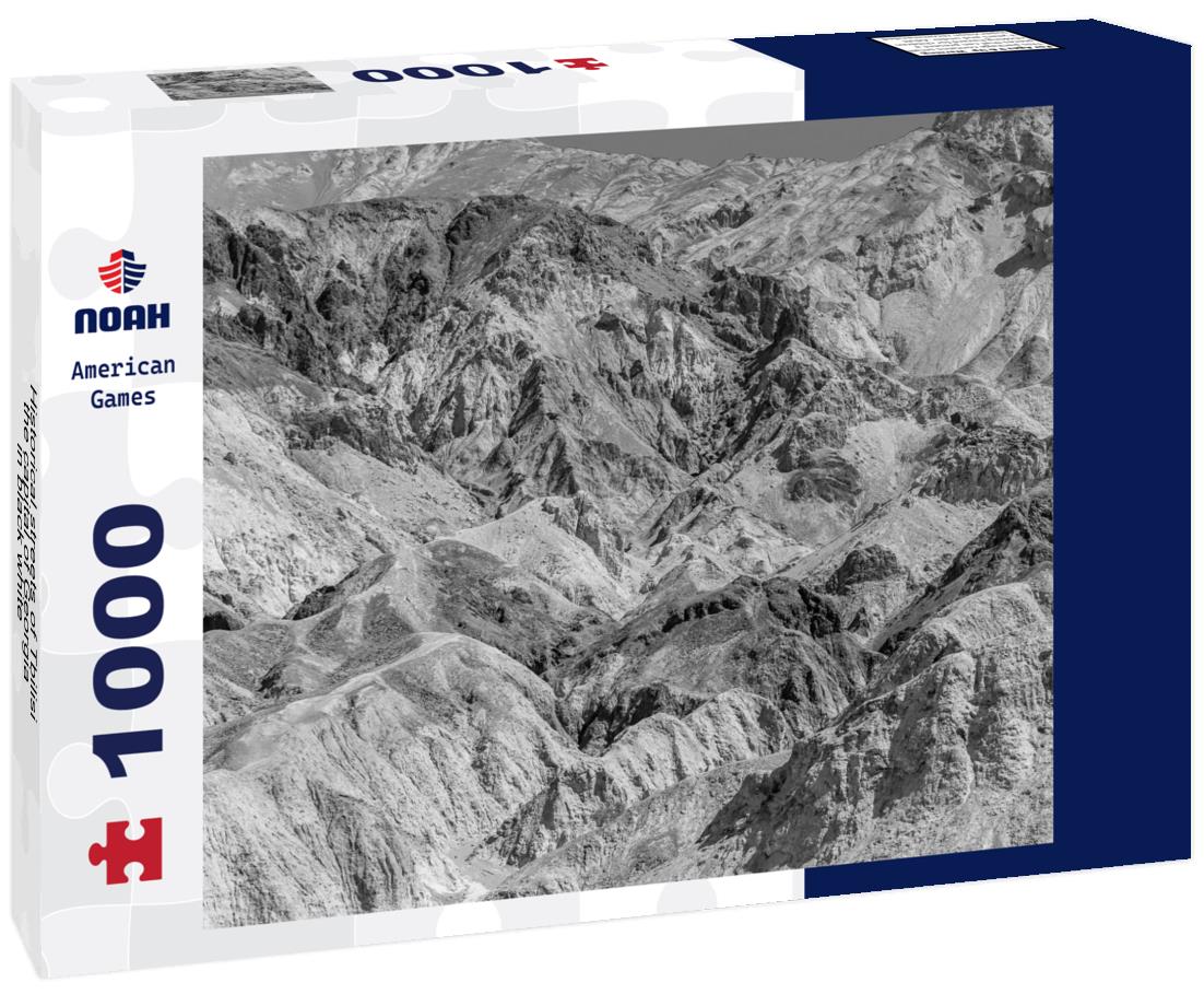 Noah Jigsaw Puzzle Historical streets of Tbilisi, the capital of Georgia in black white 1000 pieces