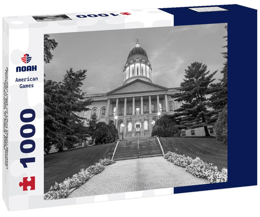 Noah Jigsaw Puzzle Beautiful view of Ulun Danu Beratan Temple in Bali Island in Bali Island, Indonesia in black white 1000 pieces