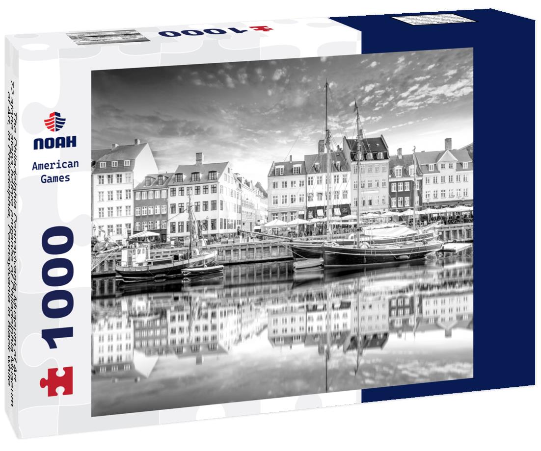 The Philadelphia Pennsylvania Museum of Art. 72 stone steps before entrance of Philadelphia Museum of Art, in Philadelphia, Pennsylvania 1000pc PuzzleBlack and White